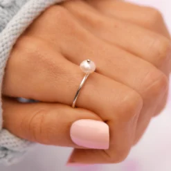 Bitty Pearl Ring -Deals Bijestora Store 042221 PV PDP SS 15861