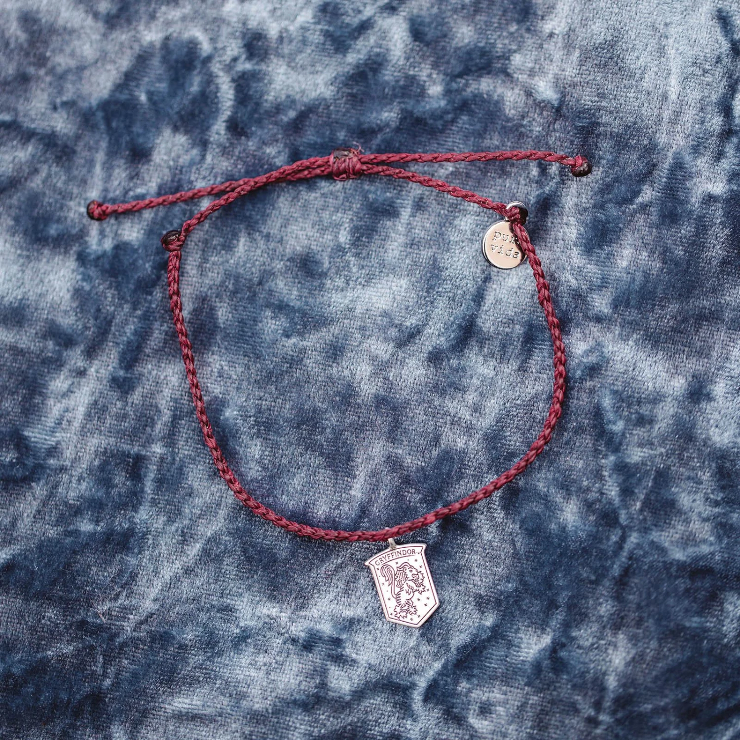 Harry Potter Gryffindor™ Charm Bracelet 5 Harry Potter Gryffindor™ Charm Bracelet - Image 5