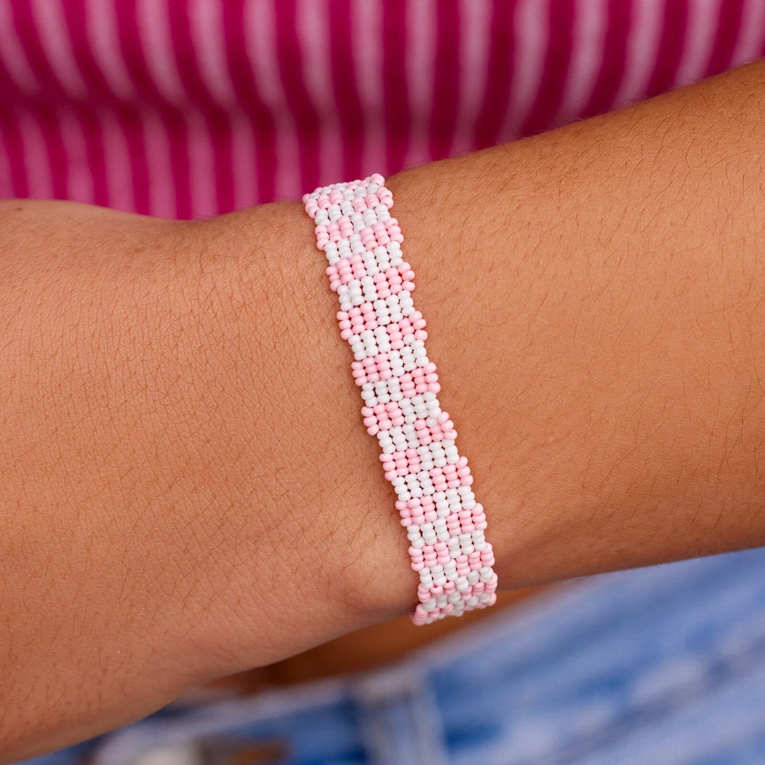 Pink Woven Seed Bead Checkerboard Bracelet 2 Pink Woven Seed Bead Checkerboard Bracelet - Image 2