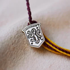 Harry Potter Original Gryffindor™ Charm Bracelet 10 Harry Potter Original Gryffindor™ Charm Bracelet -Deals Bijestora Store 37770 MERLV4