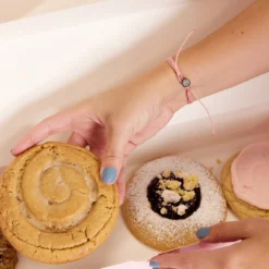 Crumbl X Pura Vida Bracelet -Deals Bijestora Store 38942 PARPV5 min