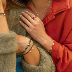 Harry Potter Gryffindor™ Tile Bead Stretch Bracelet -Deals Bijestora Store 39485GOLD 8