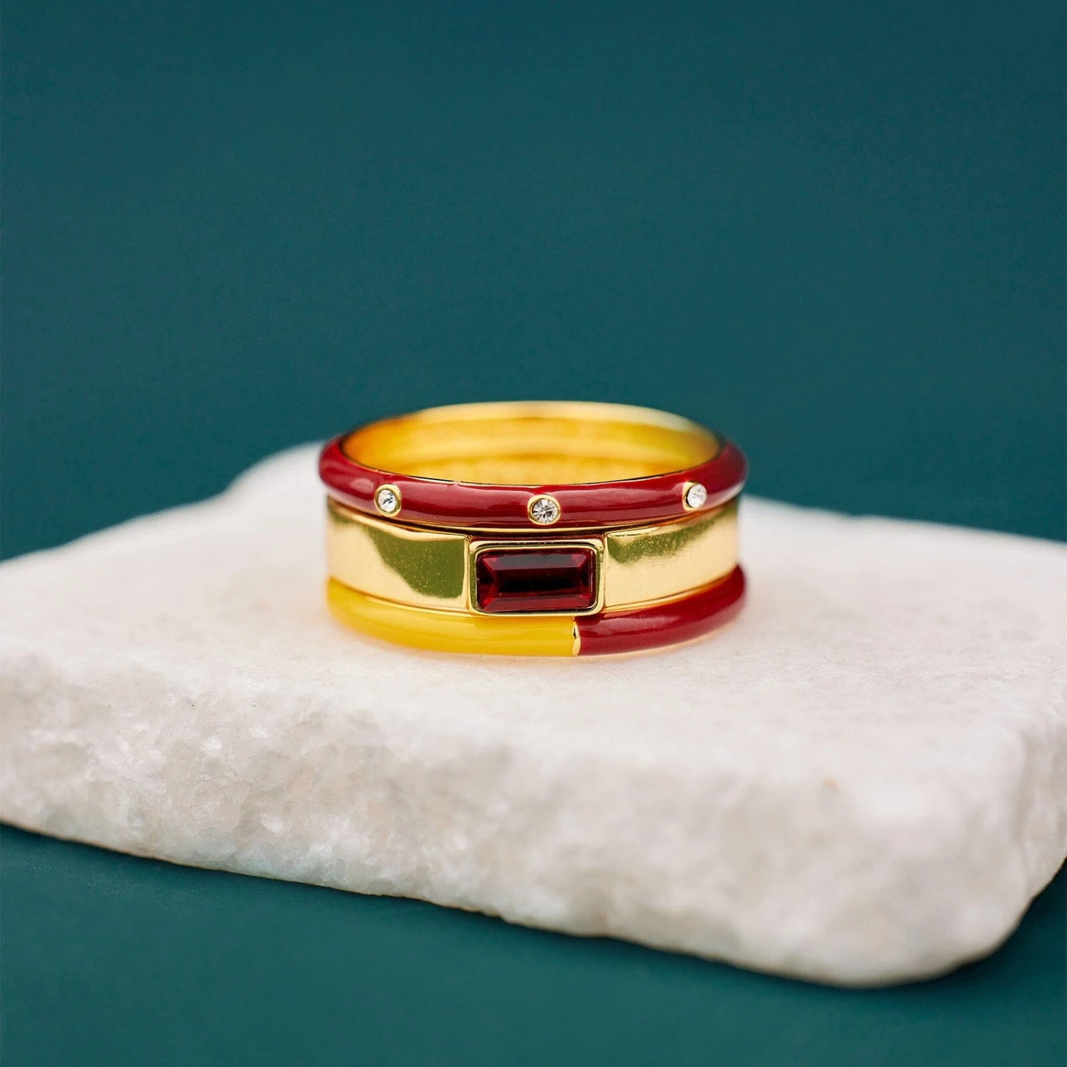 Harry Potter Gryffindor™ 3 Ring Stack 2 Harry Potter Gryffindor™ 3 Ring Stack - Image 2