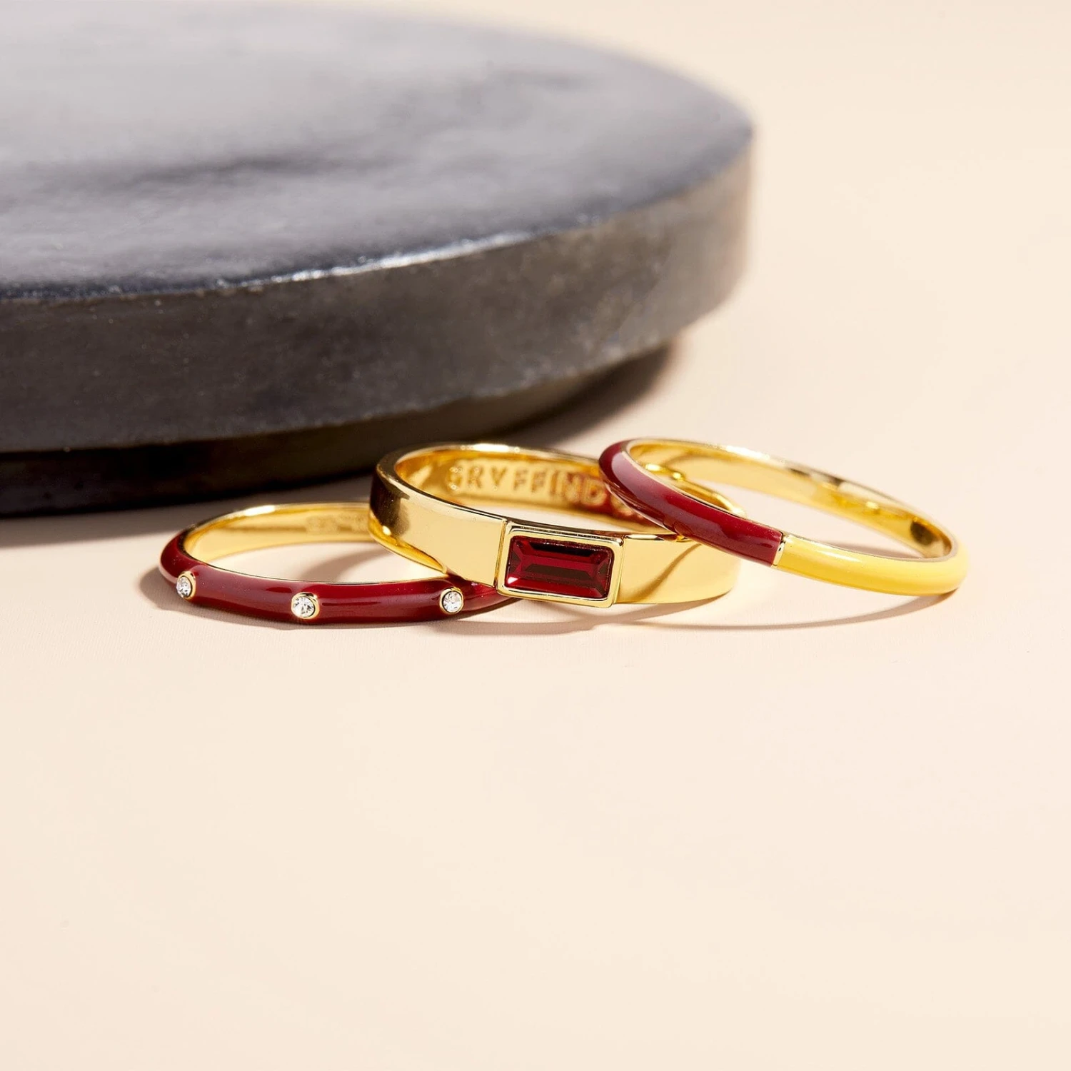 Harry Potter Gryffindor™ 3 Ring Stack 3 Harry Potter Gryffindor™ 3 Ring Stack - Image 3