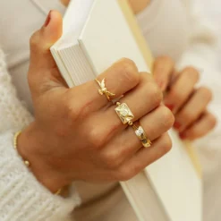 Harry Potter Hogwarts Letter Flip Ring -Deals Bijestora Store 39517GOLD 5 min