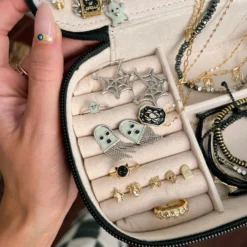 Glow In The Dark Ghost Emoji Stud -Deals Bijestora Store 39702SILV 6 min