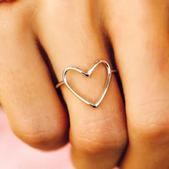 Statement Heart Ring -Deals Bijestora Store 3F9A5338copy