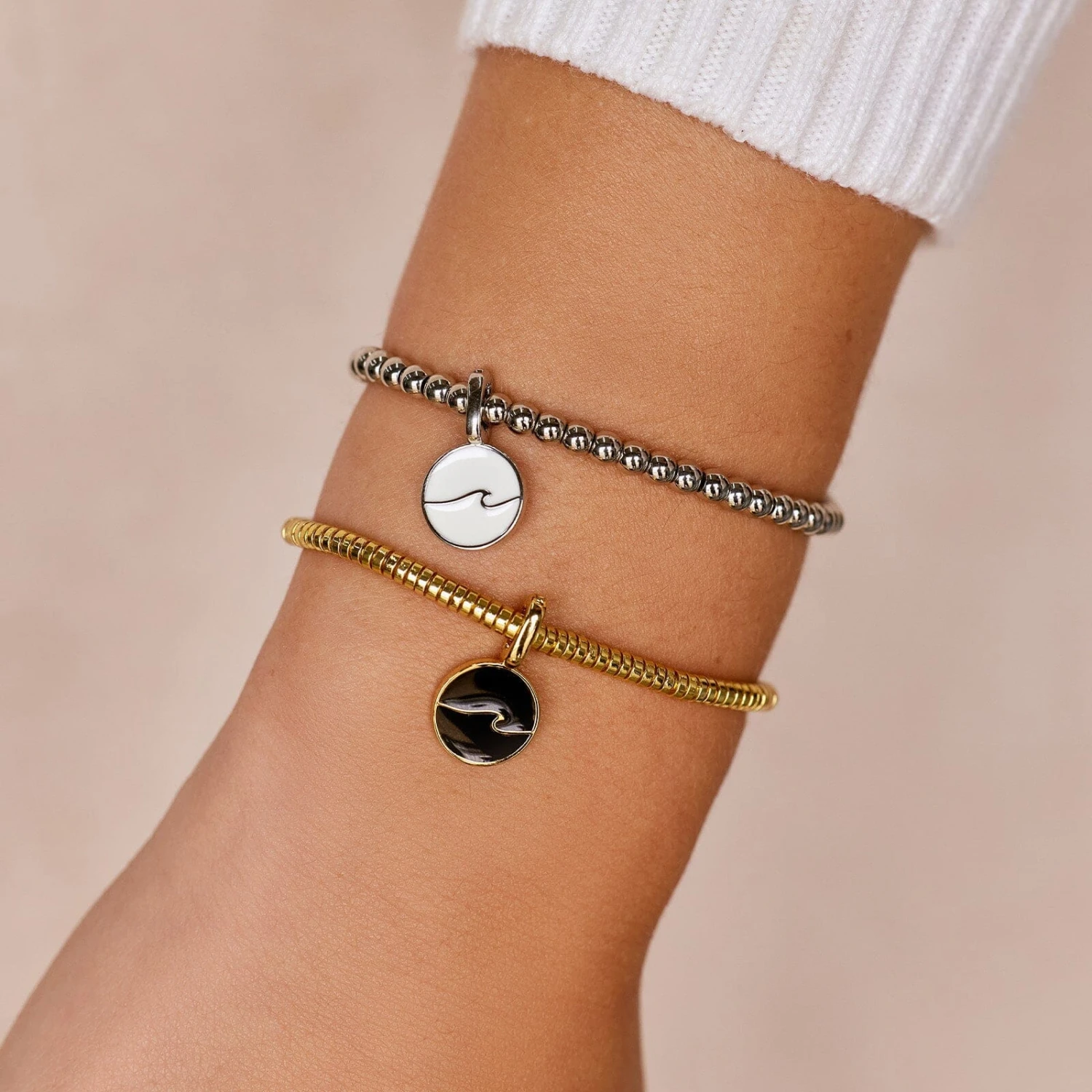 Harper Wave Charm 3 Harper Wave Charm - Image 3