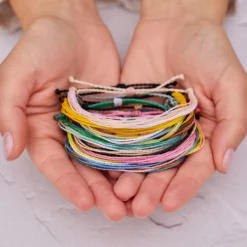 Gives Back Friendship 10 Pack -Deals Bijestora Store Charity FriendshipPack 3 min