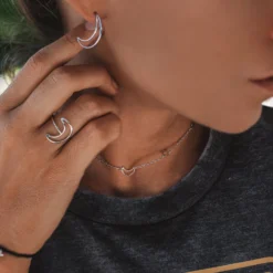 Crescent Hoop Earrings -Deals Bijestora Store PuraVidaSeptember33 8a5bbc03 ec63 4e30 9408 af6e8a422df7